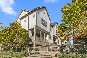 2234 Lou Ellen Ln, Houston, TX 77018 - Photo 2