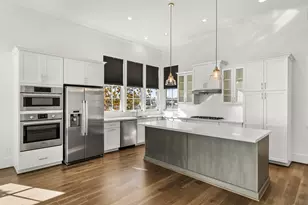 2234 Lou Ellen Ln, Houston, TX 77018 - Photo 1