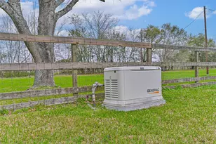 1916 Lundy Ln, Friendswood, TX 77546 - Photo 44