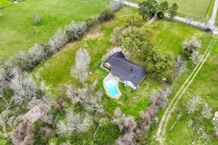 1916 Lundy Ln, Friendswood, TX 77546 - Photo 6