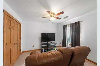 929 N Rivershire Drive, Conroe, TX 77304 - Photo 10