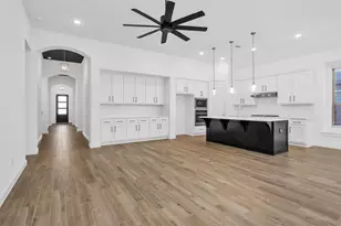 256 Sky Top Dr, Montgomery, TX 77316 - Photo 12