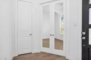 256 Sky Top Dr, Montgomery, TX 77316 - Photo 8