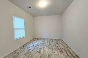 4410 Larkspur St, Houston, TX 77051 - Photo 14