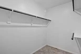 5339 CJ Walker Ln, Houston, TX 77048 - Photo 12