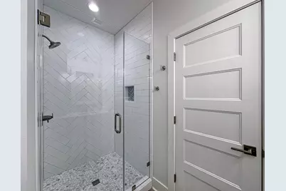 917 Westview, Crystal Beach, TX 77650 - Photo 18