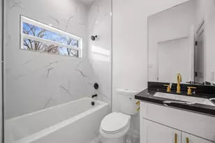 5110 Westover St, Houston, TX 77033 - Photo 12