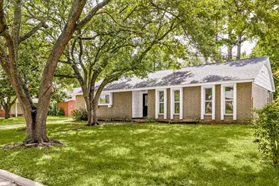 4327 Peridot Lane, Friendswood, TX 77546 - Photo 4