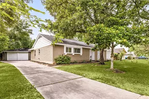 4327 Peridot Ln, Friendswood, TX 77546 - Photo 2