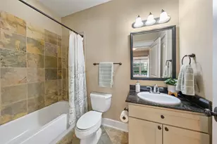 427 Jackson Hill St, Houston, TX 77007 - Photo 8