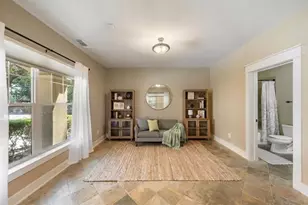 427 Jackson Hill St, Houston, TX 77007 - Photo 6