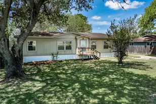 424 Ellinger Rd, La Grange, TX 78945 - Photo 1