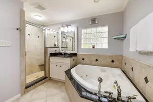 6719 Ashmore Dr, Houston, TX 77069 - Photo 14