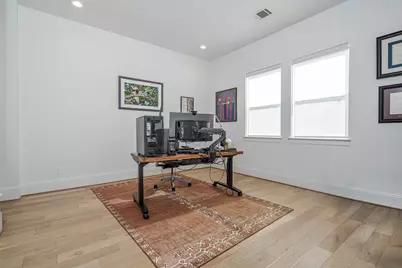 1543 Lawrence Street, Houston, TX 77008 - Photo 18
