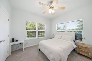 801 Wilkes St, Houston, TX 77009 - Photo 10
