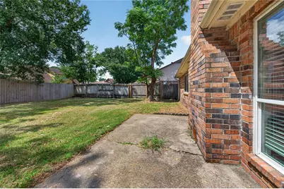 6903 Briarfield Drive, Spring, TX 77379 - Photo 24