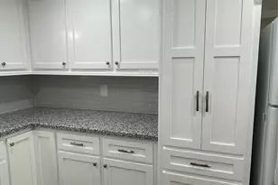 309 Ryan St, Angleton, TX 77515 - Photo 12