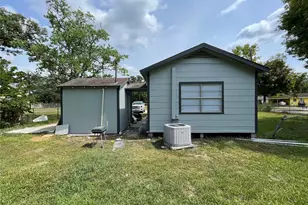 309 Ryan St, Angleton, TX 77515 - Photo 28
