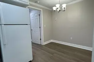 309 Ryan St, Angleton, TX 77515 - Photo 14