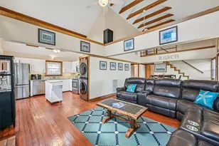 4018 Reeves Dr, Galveston, TX 77554 - Photo 12