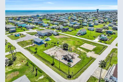 4018 Reeves Drive, Galveston, TX 77554 - Photo 42