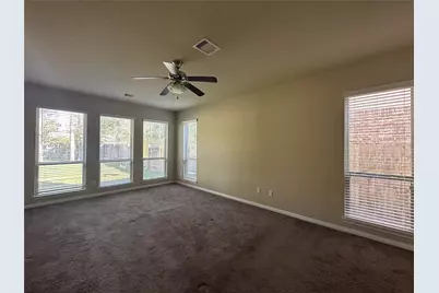 2438 Garden Falls Dr, Conroe, TX 77384 - Photo 8