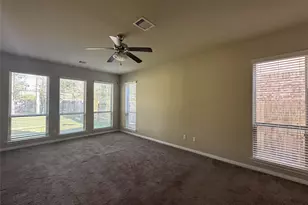 2438 Garden Falls Dr, Conroe, TX 77384 - Photo 8