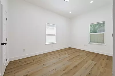 8123 Betty Boop Street #A/B, Houston, TX 77028 - Photo 8