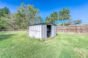 2057 County Rd 928B, Alvin, TX 77511 - Photo 36