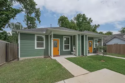 7926 Easter Street, Houston, TX 77088 - Photo 2