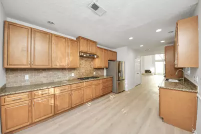 10743 Boardwalk Street, Houston, TX 77042 - Photo 10