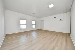 10743 Boardwalk St, Houston, TX 77042 - Photo 44