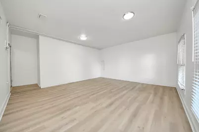 10743 Boardwalk Street, Houston, TX 77042 - Photo 42