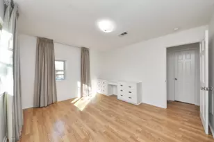 10743 Boardwalk St, Houston, TX 77042 - Photo 40