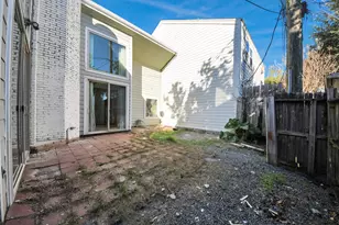 10743 Boardwalk St, Houston, TX 77042 - Photo 46