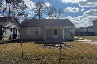 3714 Christie St, Houston, TX 77026 - Photo 2