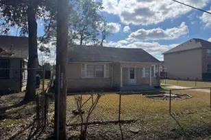 3714 Christie St, Houston, TX 77026 - Photo 4