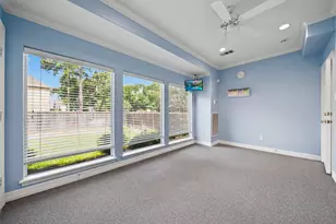 6 Epernay Pl, Houston, TX 77040 - Photo 36