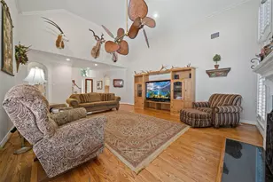 6 Epernay Pl, Houston, TX 77040 - Photo 8