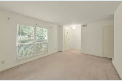 9662 Westview Drive #5, Houston, TX 77055 - Photo 6