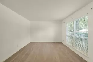 9662 Westview Dr, Houston, TX 77055 - Photo 4