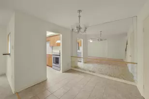 9662 Westview Dr, Houston, TX 77055 - Photo 12