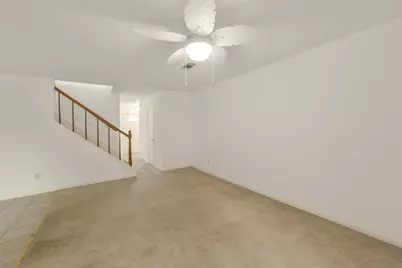 9662 Westview Drive #5, Houston, TX 77055 - Photo 10
