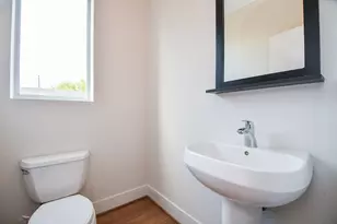 92 Dennis St, Houston, TX 77006 - Photo 24