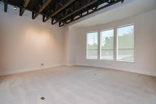 92 Dennis St, Houston, TX 77006 - Photo 18