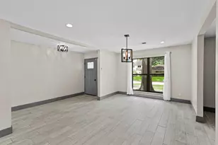 5522 Braesvalley Dr, Houston, TX 77096 - Photo 10