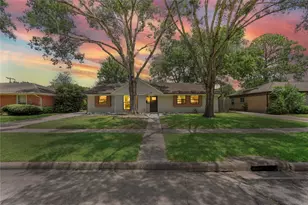 5522 Braesvalley Dr, Houston, TX 77096 - Photo 2