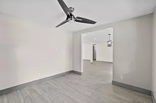 5522 Braesvalley Dr, Houston, TX 77096 - Photo 12