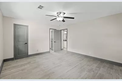 5522 Braesvalley Drive, Houston, TX 77096 - Photo 14
