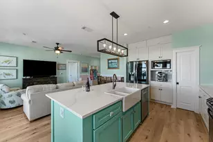 4121 Pointe W Dr, Galveston, TX 77554 - Photo 14